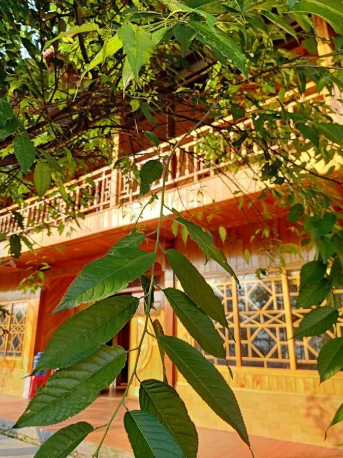Lenh'S Family House Bed & Breakfast ซาปา ภายนอก รูปภาพ