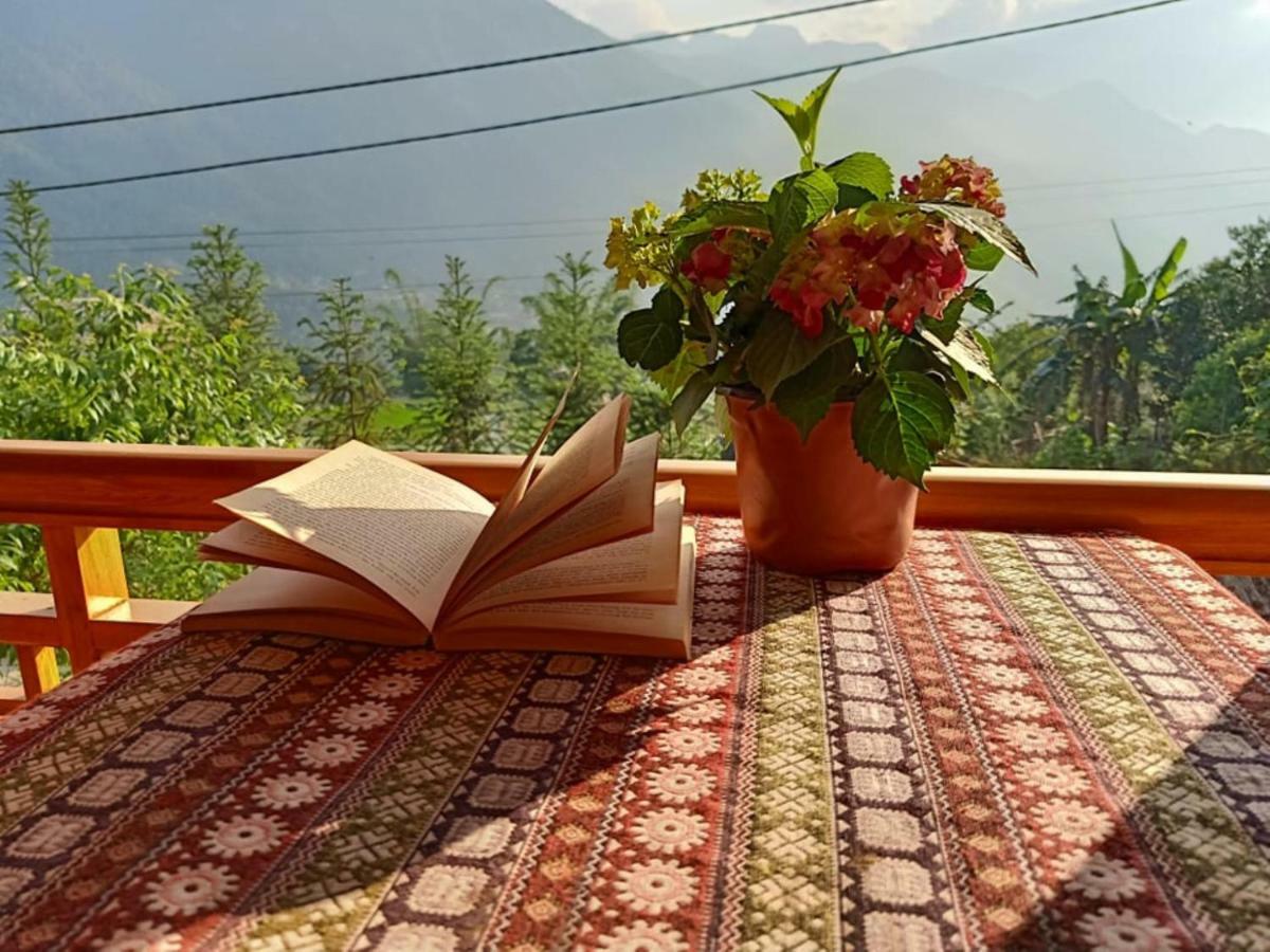 Lenh'S Family House Bed & Breakfast ซาปา ภายนอก รูปภาพ